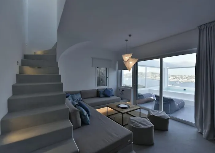 Aethereal With Private Pool And Town Views 빌라