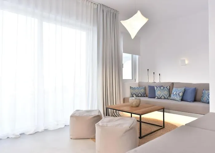 빌라 Aethereal With Private Pool And Town Views