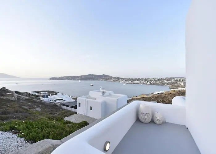 Aethereal With Private Pool And Town Views *